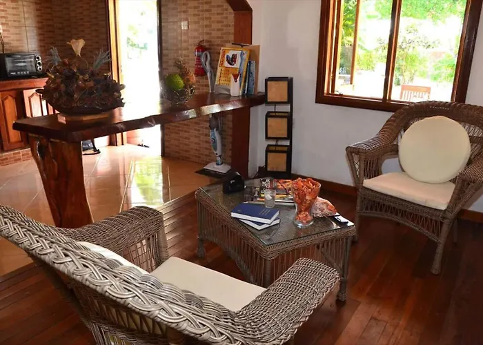 Belle Amie Self Catering